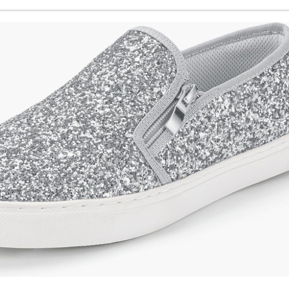 IDIFU Silver Slip-On Shoes - Picture 2 of 4